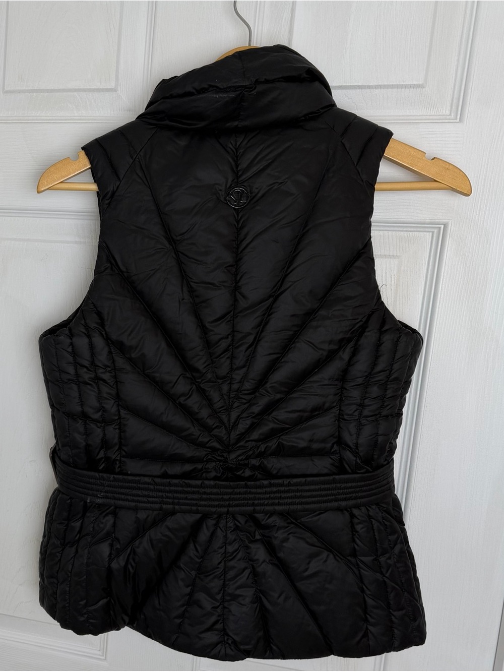 Lululemon Athletica GET DOWN Puffer Vest Black - Picture 3 of 12